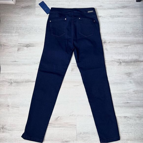 STUDIO F Colombian butt lifting Button Skinny Jeans. Size 6 US - Picture 4 of 11